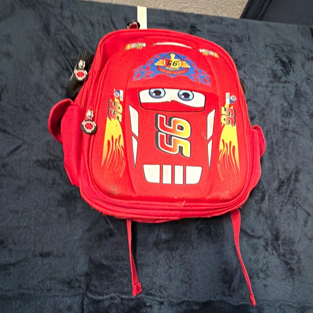 Disney Pixar Cars Lightning McQueen Small Kids Backpack Red Zip Padded Back